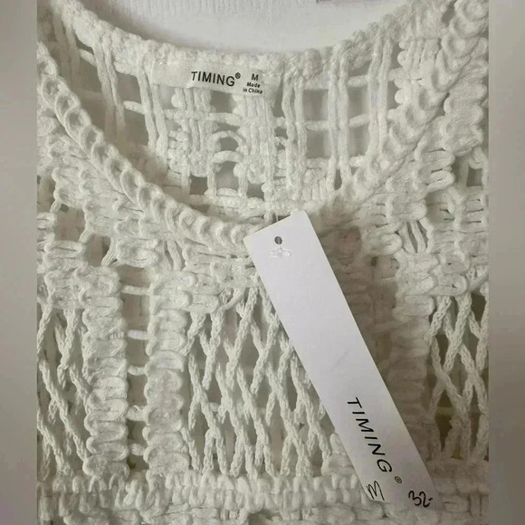 New white crochet crop top - Picture 2 of 3